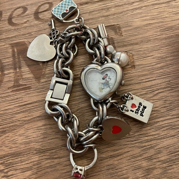 Watch - Picture 4 of 4